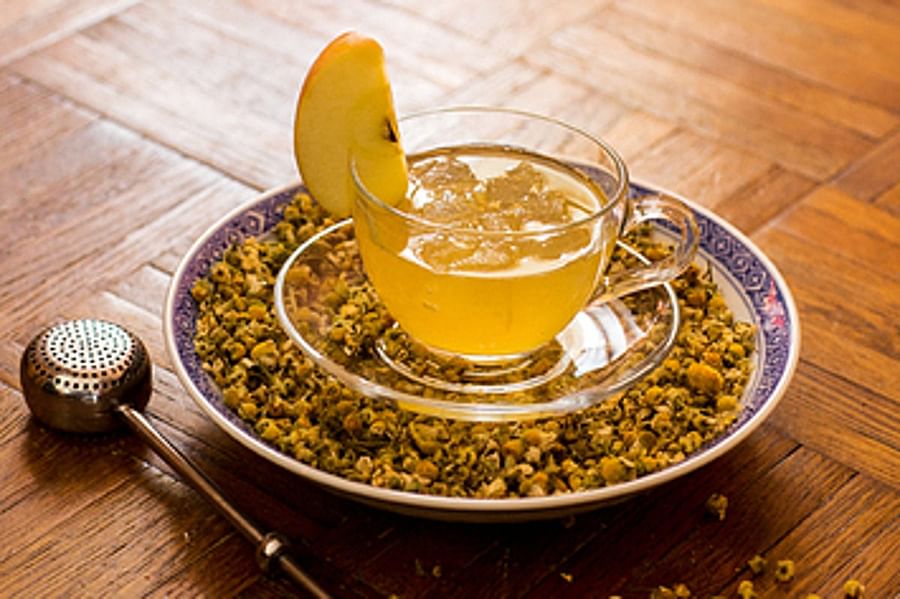 chamomile tea and ginger mocktail