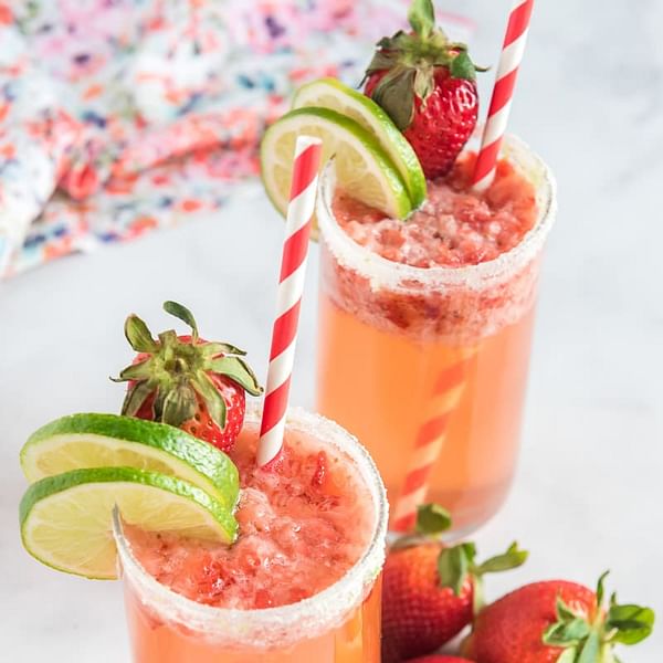 Discover the Joy of a Strawberry Mocktail: Fresh and Tasty Recipes to Try.